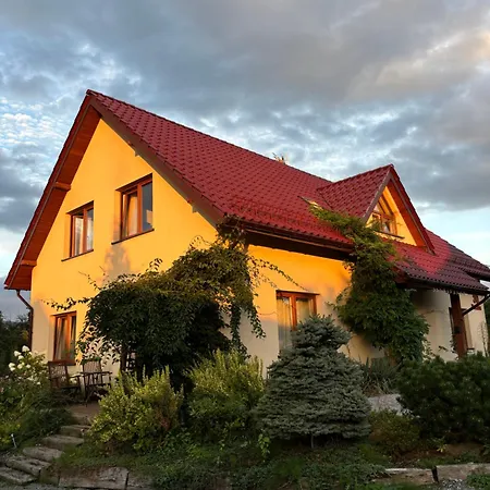 公寓 Wisniowy Sad 库多瓦-兹德鲁伊