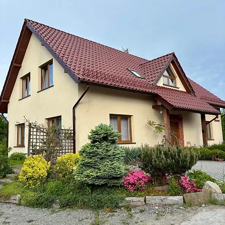 Wisniowy Sad - I W Spokojnej Okolicy, Blisko Dworca Pkp I Pks Apartman