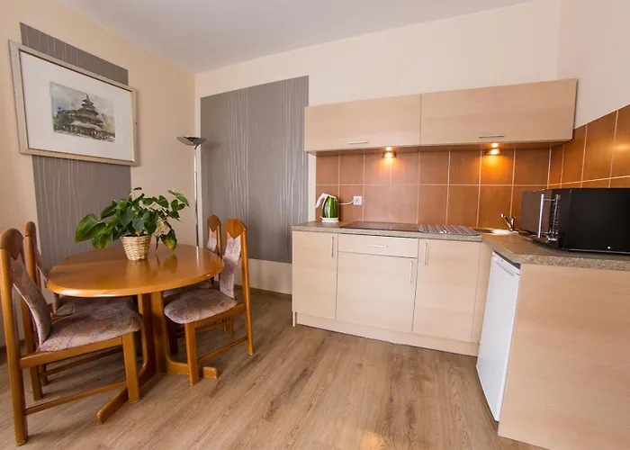 Apartment Wisniowy Sad *