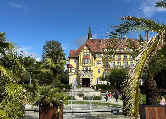 Wisniowy Sad Apartment *